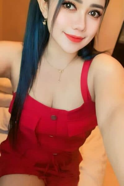 Girl Discreet and professional massage companion – NELLY 307 in Mount Austin 1.