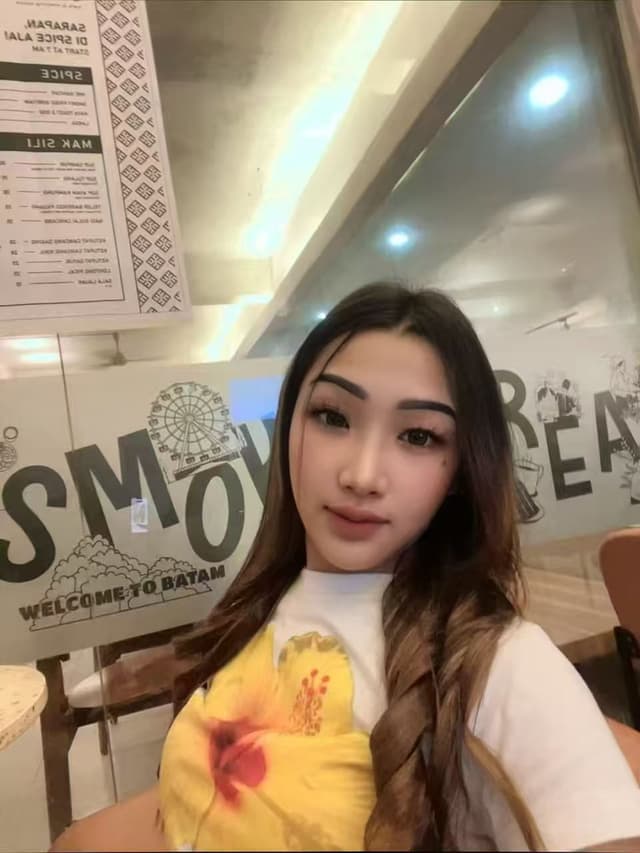 Elegant photo of SISI 638, your private massage escort in Tebrau 2. - small image