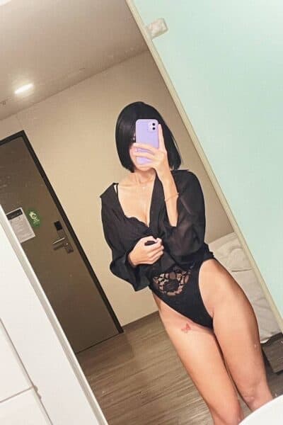 Girl BELLA, luxury massage escort available in Bukit Indah 3.