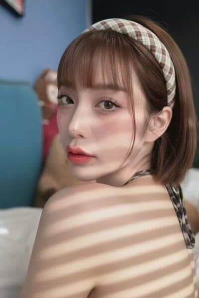 Girl YENLY, luxury massage escort available in Bukit Indah 1.