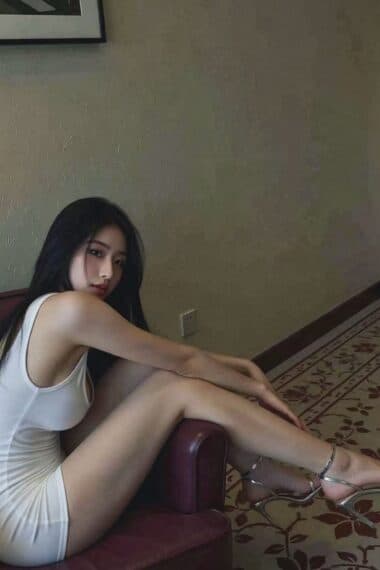 Girl JOY, luxury massage escort available in JB Town 5.