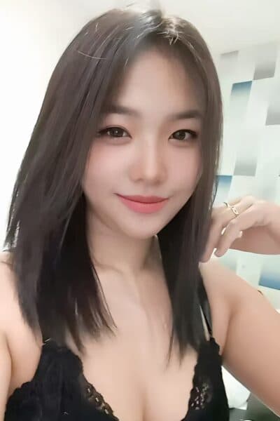 Girl Elegant photo of IVY 267, your private massage escort in Bukit Indah 2.