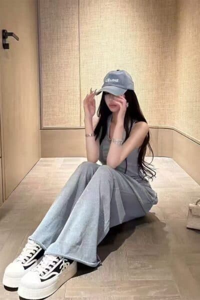 Girl Elegant photo of QUEEN 818, your private massage escort in Tebrau 2.