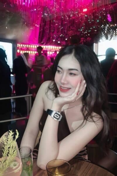 Girl Portrait of INGRID, discreet and elegant escort service in Bukit Indah 1.