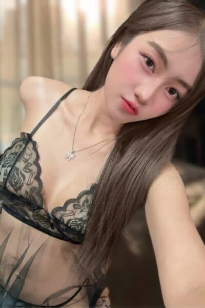 Girl Elegant photo of INGRID, your private massage escort in Bukit Indah 1.
