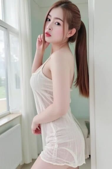Girl Discreet and professional massage companion – MS AMY in JB Town 5.