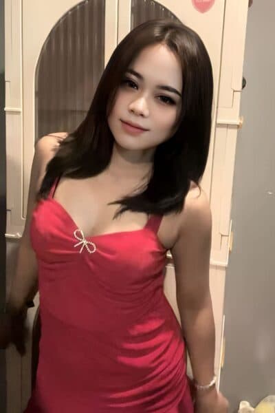 Girl Elegant photo of LIAA 93, your private massage escort in JB Town 7.