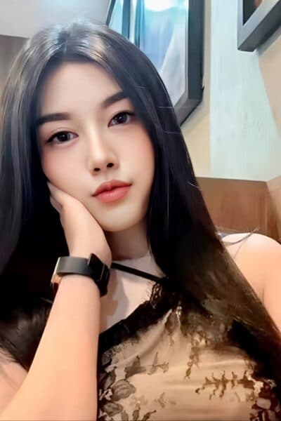 Girl Discreet and professional massage companion – YADA 68 in JB Town 6.