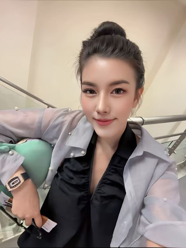 Photo of YADA 68, elegant and discreet massage escort from JB Town 6. - small image