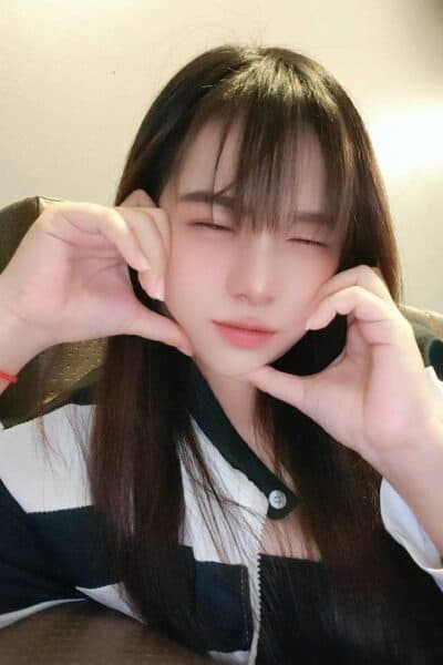 Girl Discreet and professional massage companion – BAM 69 in JB Town 6.