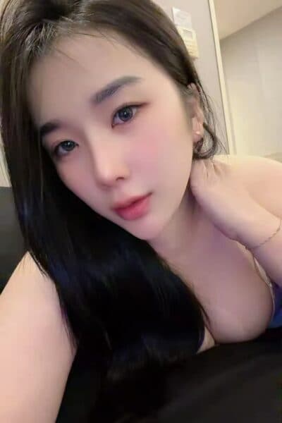 Girl NANCY 222, luxury massage escort available in Permas 1.