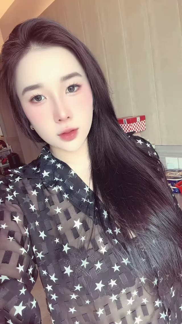 Profile photo of NANCY 222, sensual and discreet massage escort from Permas 1. - small image