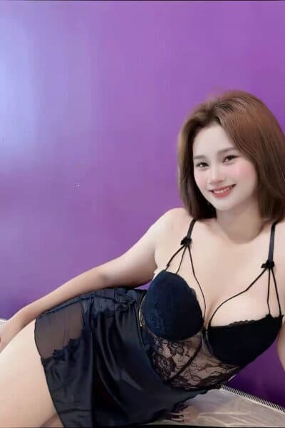 Girl Discreet and professional massage companion – JENNY 166 in JB Town 8.