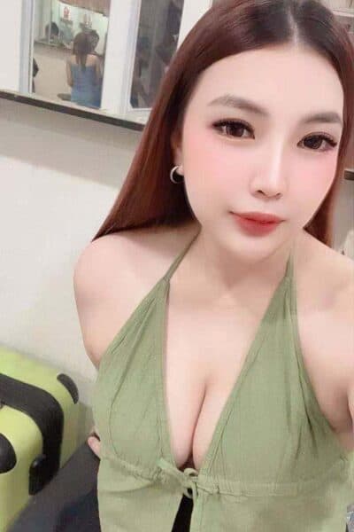 Girl Discreet and professional massage companion – ANNA 338 in Mount Austin 1.