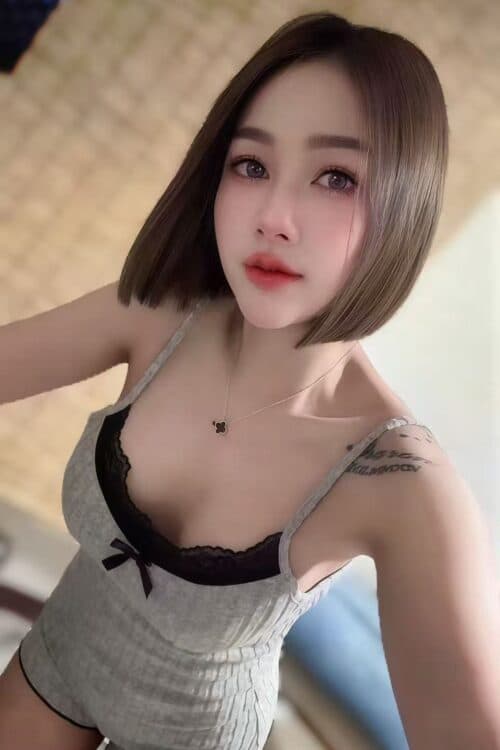 Profile photo of PERRIN, sensual and discreet massage escort from Bukit Indah 1. - small image