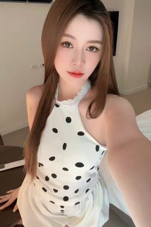 JANRY, experienced escort offering massage sessions in Bukit Indah 1. - small image