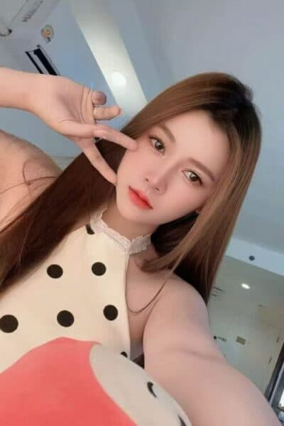 Girl JANRY, luxury massage escort available in Bukit Indah 1.