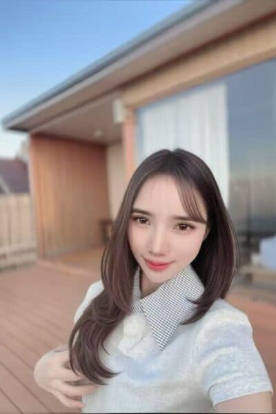 Girl Discreet and professional massage companion – NANCY in Bukit Indah 1.