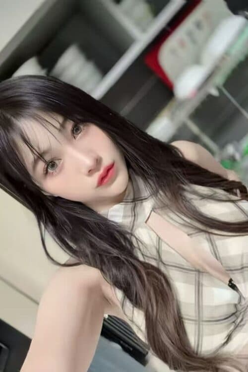 Stylish promotional photo of MIYA, private massage companion in Bukit Indah 1. - small image