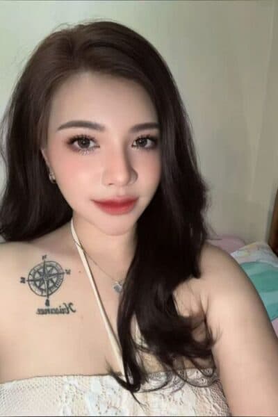 Girl Discreet and professional massage companion – PEACH in Bukit Indah 1.