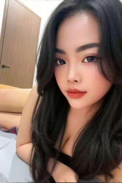 Girl Discreet and professional massage companion – KAREN 288 in Bukit Indah 2.