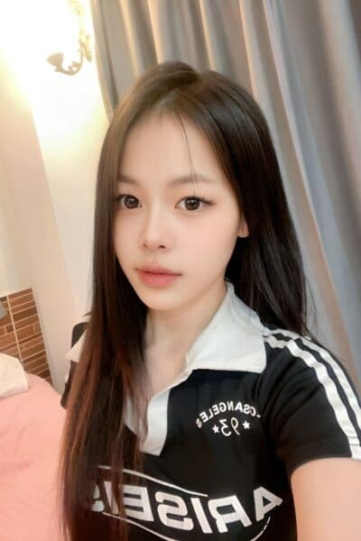 Girl KITTY 68, luxury massage escort available in JB Town 7.