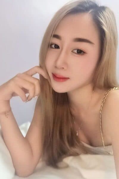 Girl Discreet and professional massage companion – NI in Nusa Bestari 3.