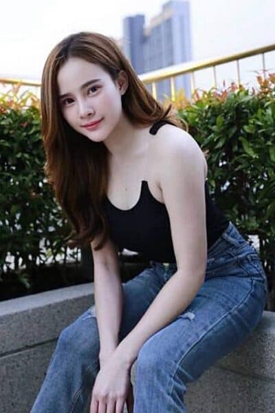 Girl Portrait of BEAUTY, discreet and elegant escort service in Bukit Indah 3.
