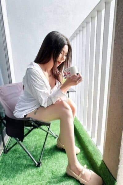 Girl NING, luxury massage escort available in Bukit Indah 3.