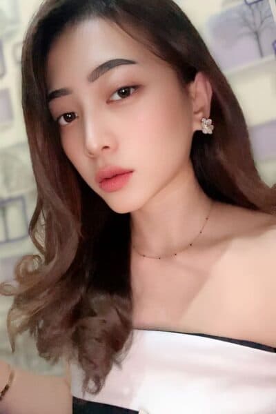 Girl Elegant photo of CELINE 626, your private massage escort in JB Town 6.