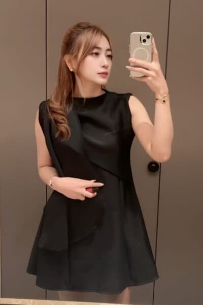 Girl CELINE 626, luxury massage escort available in JB Town 6.