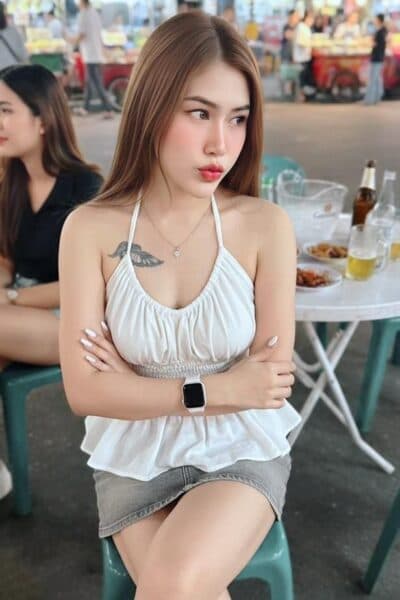 Girl MAI 696, luxury massage escort available in JB Town 7.