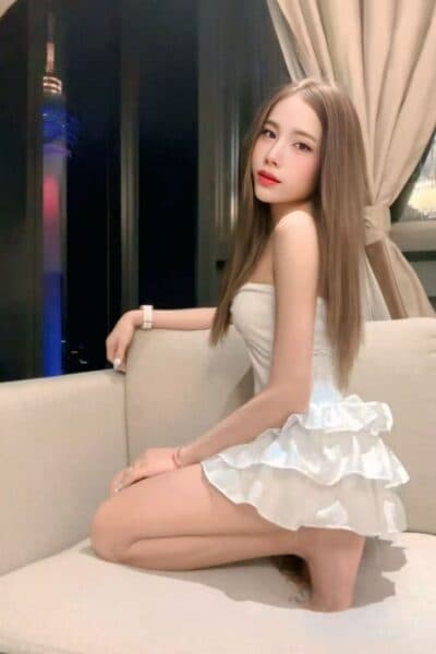 Girl Discreet and professional massage companion – NAMFON 8888 in JB Town 1.