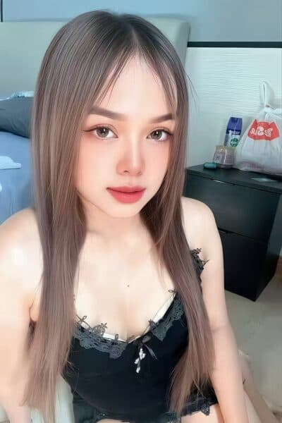 Girl PUTRY 12, luxury massage escort available in Bukit Indah 2.