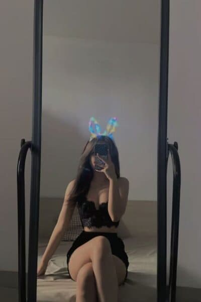 Girl Discreet and professional massage companion – SUSU 889 in Nusa Bestari 2.