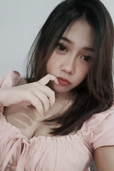 Girl CHELSEA 339, luxury massage escort available in Nusa Bestari 2.