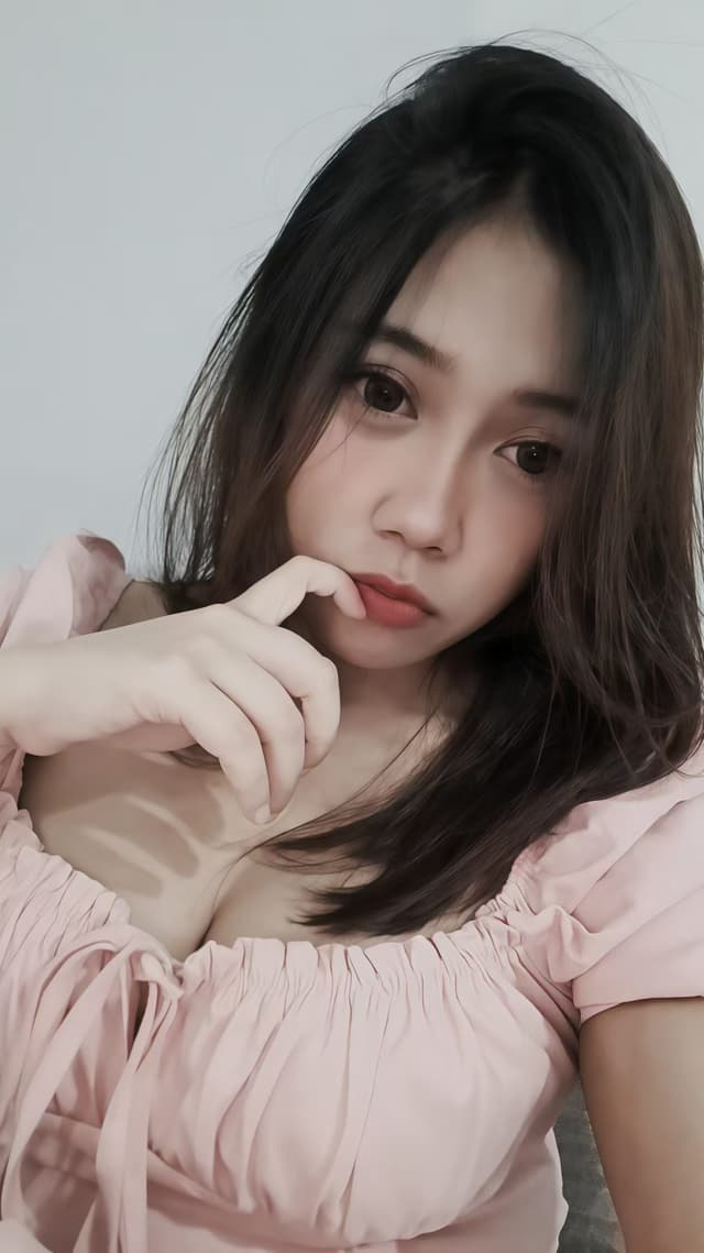 Photo of CHELSEA 339, elegant and discreet massage escort from Nusa Bestari 2. - small image