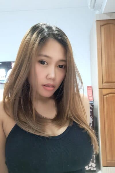 Girl Discreet and professional massage companion – CHELSEA 339 in Nusa Bestari 2.