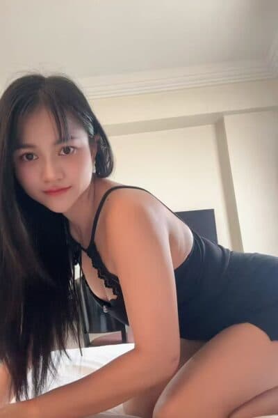 Girl LILI699, luxury massage escort available in JB Town 8.