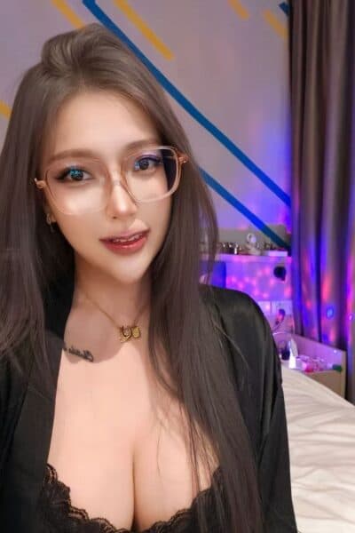 Girl Elegant photo of JIYU 732, your private massage escort in JB Town 1.