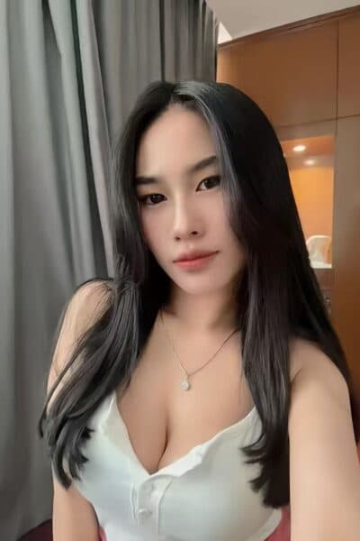 Girl Elegant photo of BUNGA 566, your private massage escort in Permas 1.