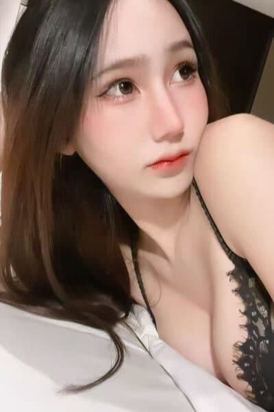 Girl Elegant photo of CIN CIN 23, your private massage escort in Permas 1.