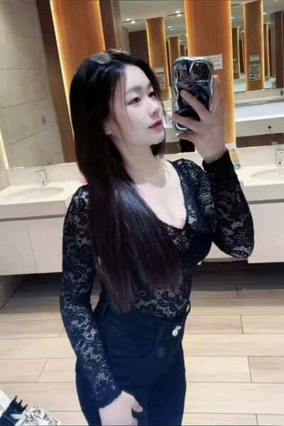 Girl Discreet and professional massage companion – DIAMOND 966 in JB Town 8.