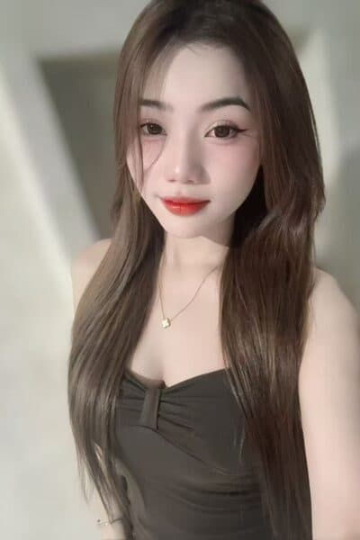 Girl Elegant photo of MIN MIN 2, your private massage escort in Permas 1.