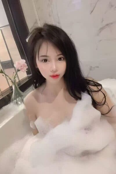 Girl MIKI, luxury massage escort available in Bukit Indah 1.