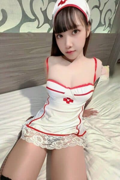 Girl LUCKY posing gracefully – available for massage companionship in Bukit Indah 3.