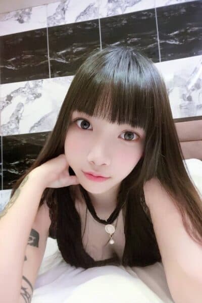 Girl Elegant photo of LUCKY, your private massage escort in Bukit Indah 3.