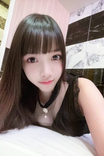 Girl LUCKY, luxury massage escort available in Bukit Indah 3.