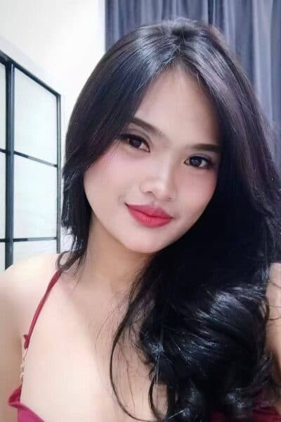 Girl Discreet and professional massage companion – JESICA in Bukit Indah 3.