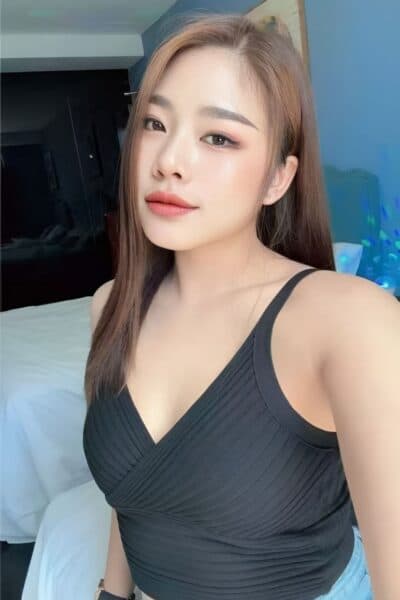 Girl Discreet and professional massage companion – JANE 595 in JB Town 6.